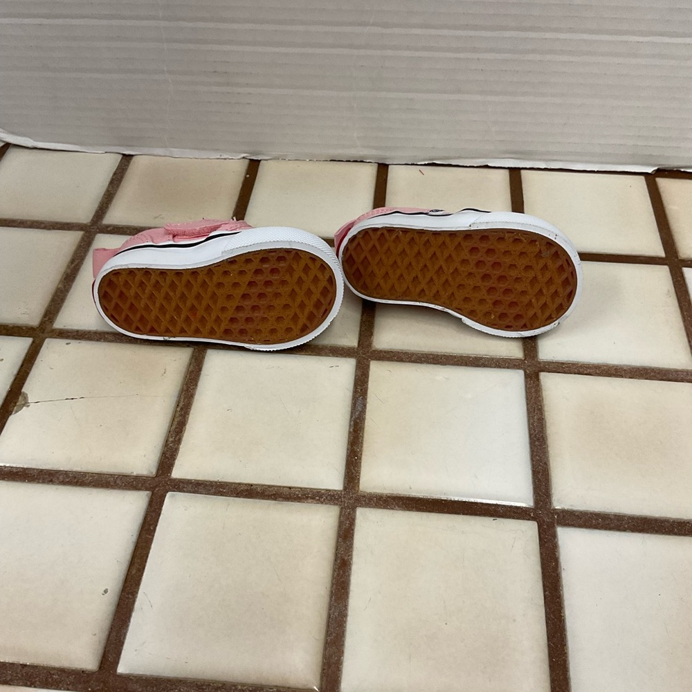 Vans Pink Slip-On Shoes - Picture 8 of 9